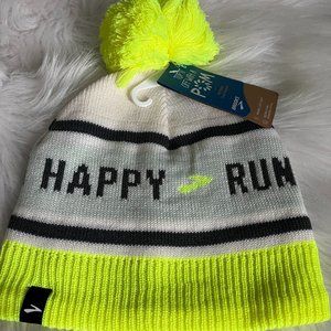 Brooks Heritage Pom Beanie